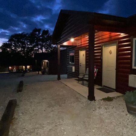 The Woods Lodging Kingston ภายนอก รูปภาพ