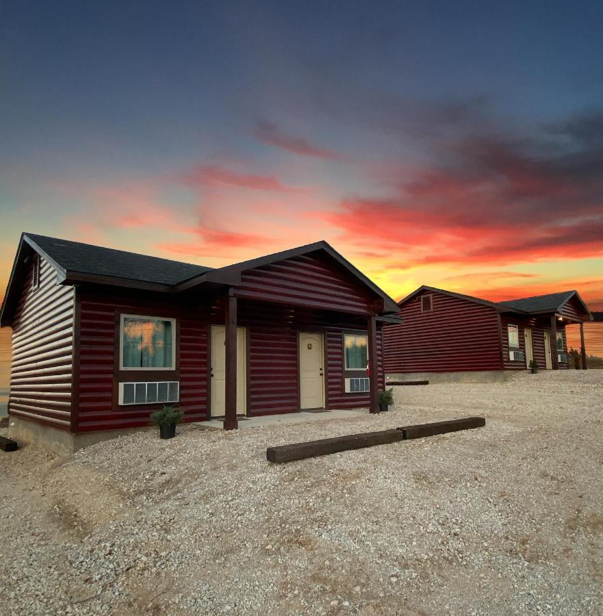 The Woods Lodging Kingston ภายนอก รูปภาพ