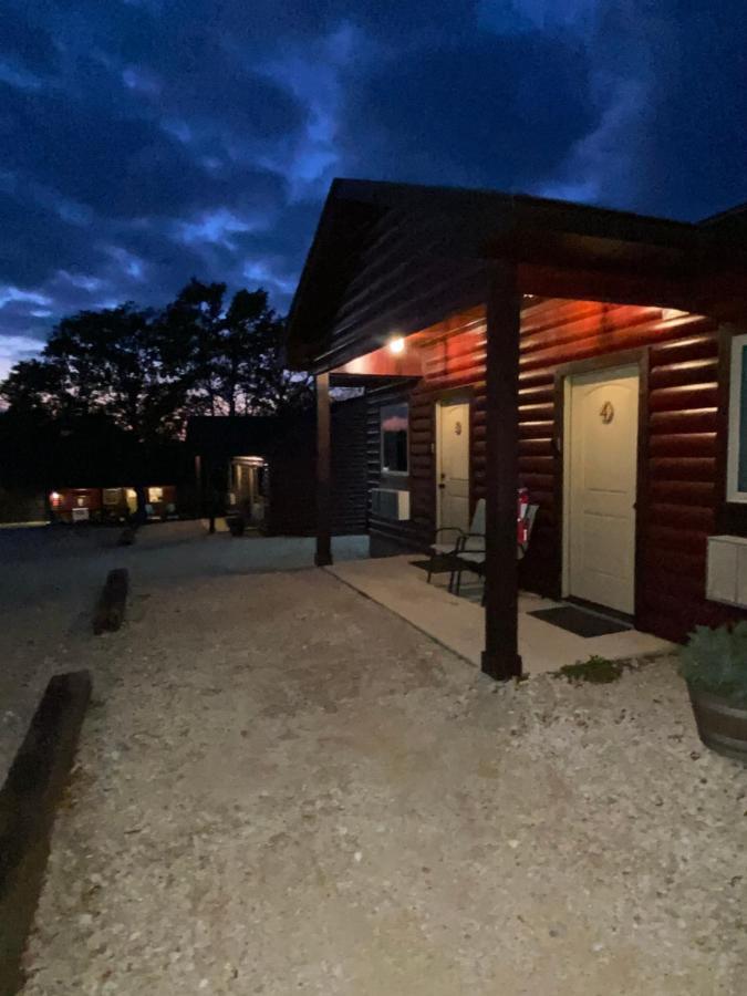 The Woods Lodging Kingston ภายนอก รูปภาพ