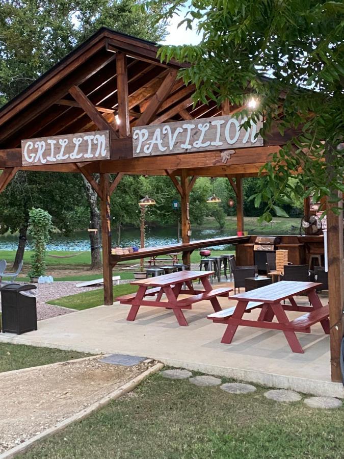 The Woods Lodging Kingston ภายนอก รูปภาพ